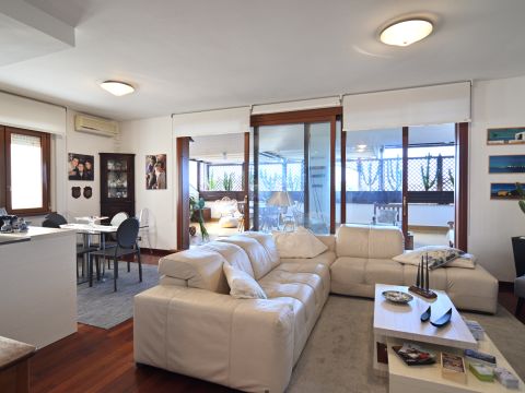 Via Gerolamo Frescobaldi, 8 - Latina