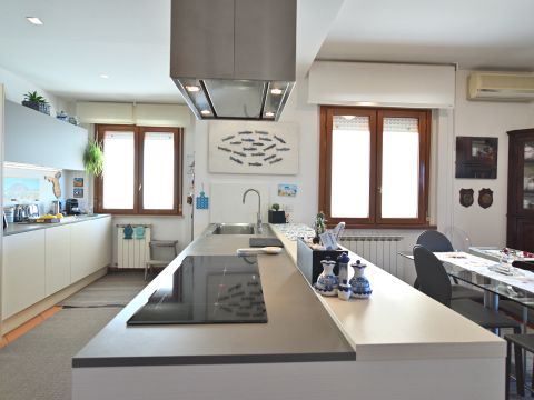 Via Gerolamo Frescobaldi, 8 - Latina