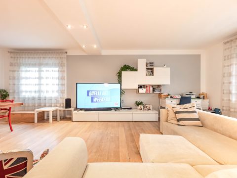 Via Udine, 15 - Saonara