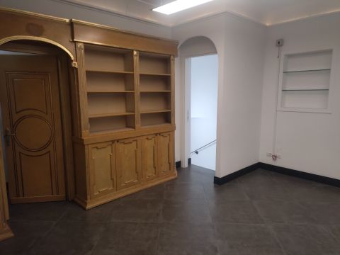 Via della Consulta, 7 - Roma