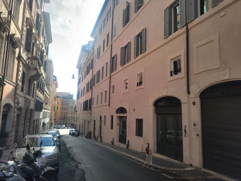 Via della Consulta, 7 - Roma