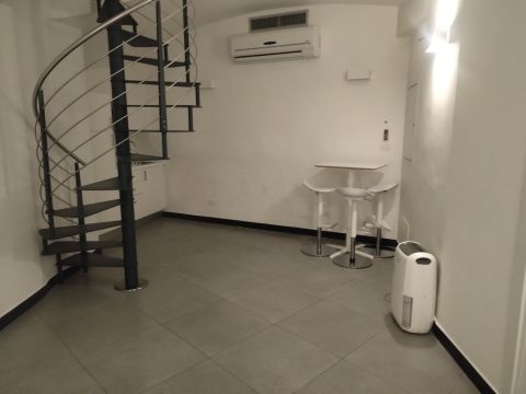 Via della Consulta, 5 - Roma