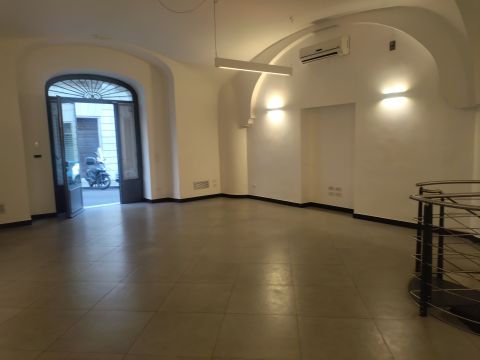 Via della Consulta, 5 - Roma