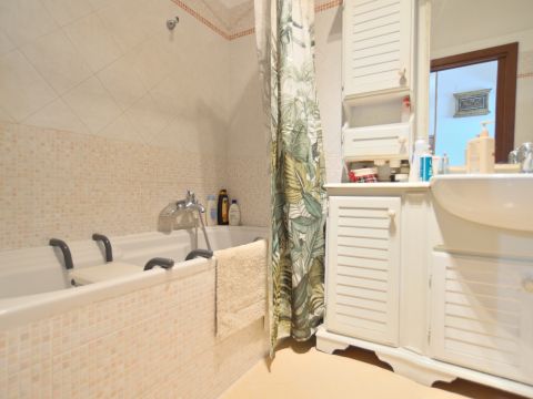 Largo Valerio Bacigalupo, 32 - Roma