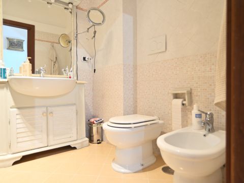 Largo Valerio Bacigalupo, 32 - Roma