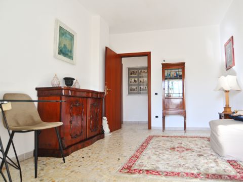 Largo Valerio Bacigalupo, 32 - Roma