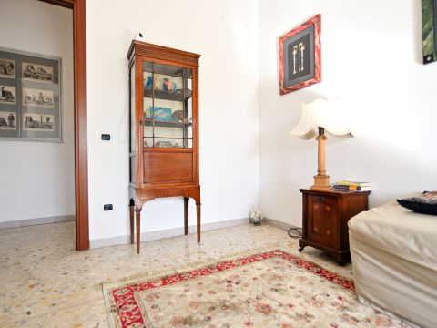 Largo Valerio Bacigalupo, 32 - Roma