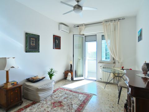 Largo Valerio Bacigalupo, 32 - Roma