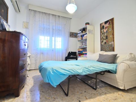 Largo Valerio Bacigalupo, 32 - Roma