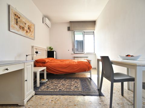 Largo Valerio Bacigalupo, 32 - Roma