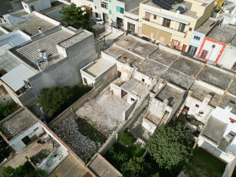 Via F. Crispi 108 - Taurisano