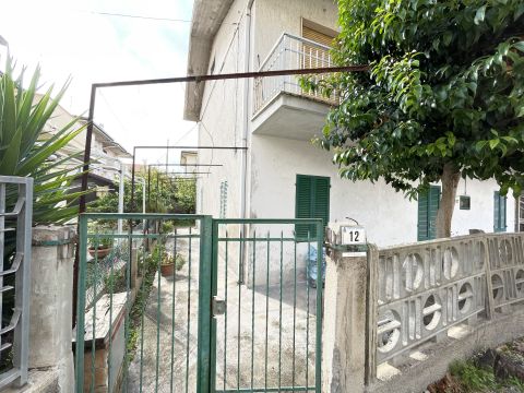 Via Alcide de Gasperi, 10 - Tortoreto