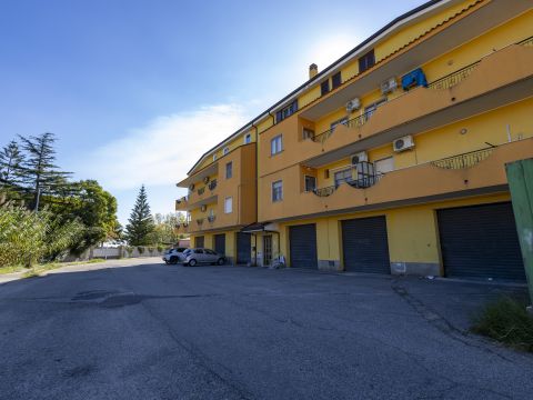 Via Tommaso Campanella, 8 - Davoli