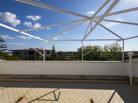 Via Tommaso Campanella, 8 - Davoli