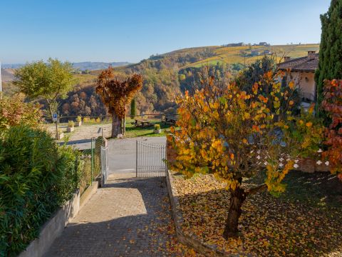 Via Circonvallazione, 19 - Castiglione Tinella