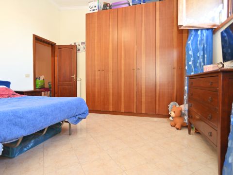 Via Abruzzo, 13 - Villalba