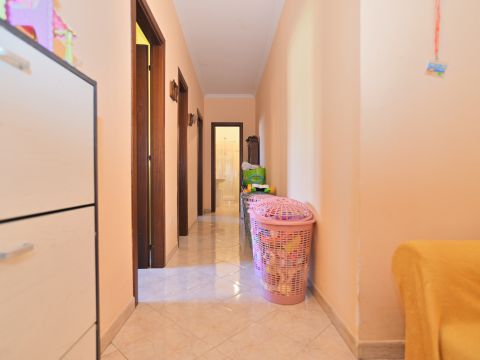 Via Abruzzo, 13 - Villalba