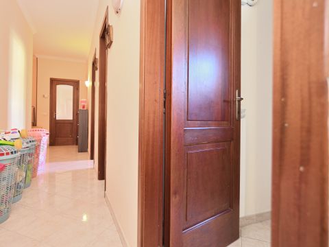 Via Abruzzo, 13 - Villalba