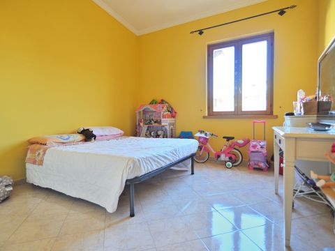 Via Abruzzo, 13 - Villalba