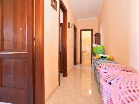 Via Abruzzo, 13 - Villalba