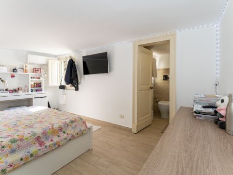 Via Vicario Nicolosi, 14 - Aci Castello