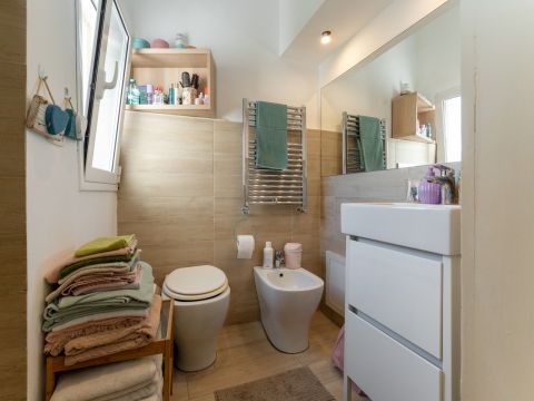 Via Vicario Nicolosi, 14 - Aci Castello