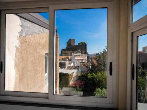 Via Vicario Nicolosi, 14 - Aci Castello