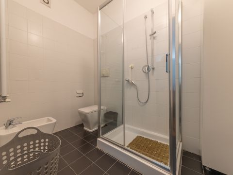 Via Gian Francesco Pizzi, 24 - Milano