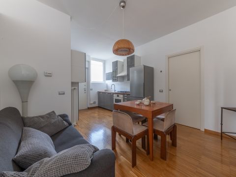 Via Gian Francesco Pizzi, 24 - Milano