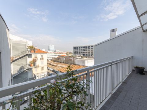 Via Gian Francesco Pizzi, 24 - Milano