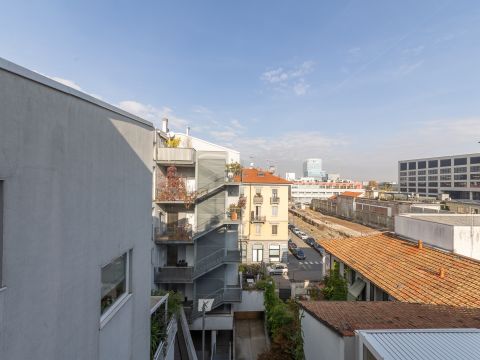 Via Gian Francesco Pizzi, 24 - Milano