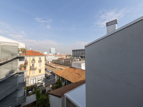 Via Gian Francesco Pizzi, 24 - Milano