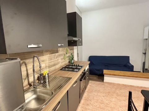 Via Tiziano, 15 - Milano