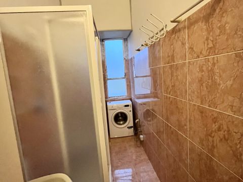 Via Tiziano, 15 - Milano