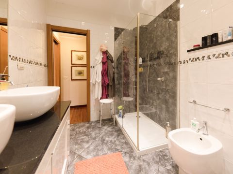 Via Paolo Giacometti - Genova