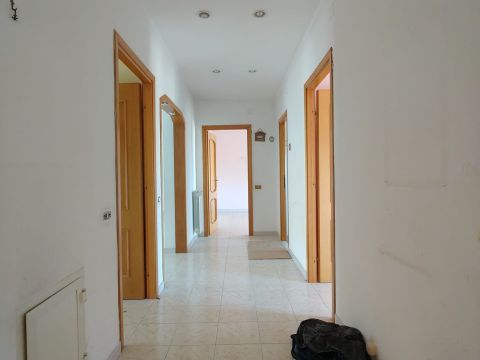 Via Flaminia, 124 - Rignano Flaminio