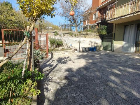 Via Flaminia, 124 - Rignano Flaminio