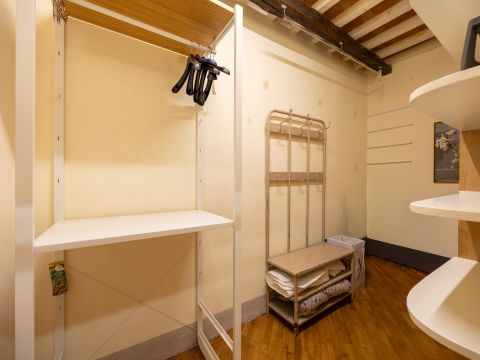 Piazza dei Grilletti, 2 - Pisa