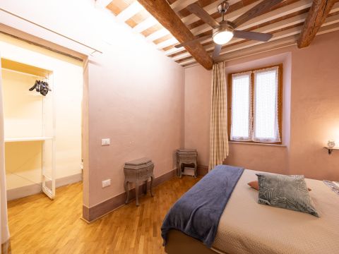 Piazza dei Grilletti, 2 - Pisa