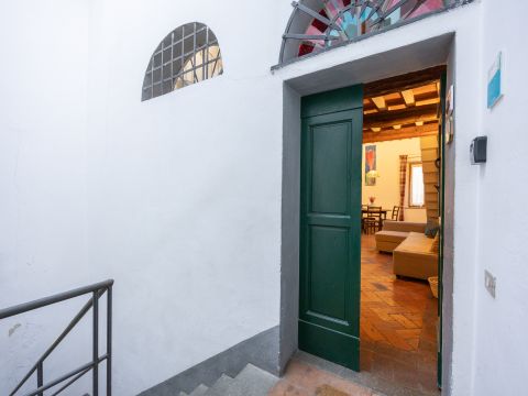 Piazza dei Grilletti, 2 - Pisa