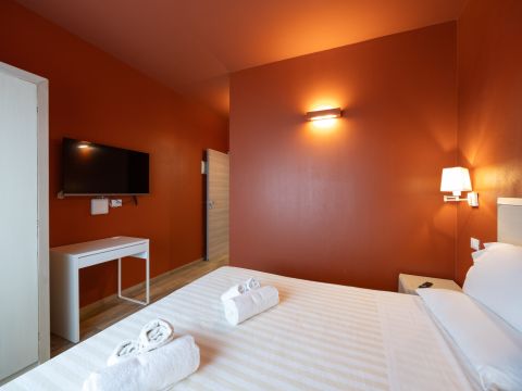 Via Aurelia Nord, 6 - Bibbona