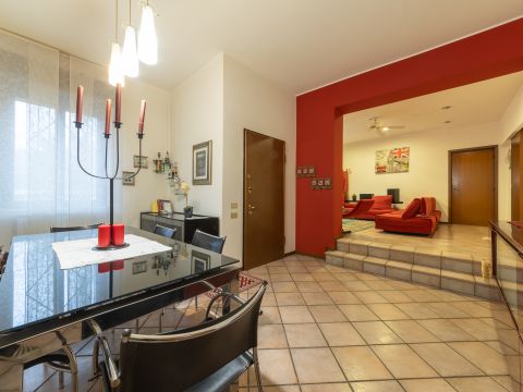 Via Vittorio Alfieri, 19 - Cerro Maggiore