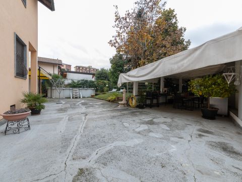 Via Vittorio Alfieri, 19 - Cerro Maggiore