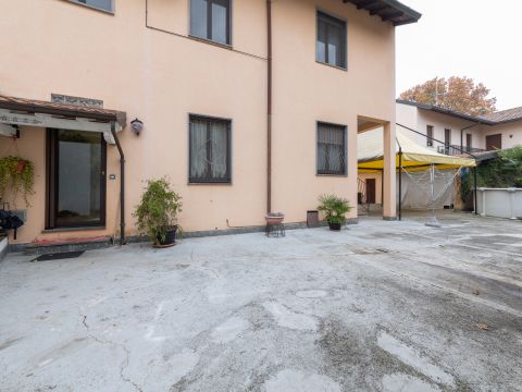 Via Vittorio Alfieri, 19 - Cerro Maggiore