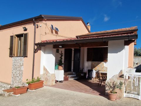 Via Palmente, 42 - Rogliano