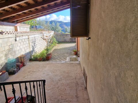 Via Palmente, 42 - Rogliano