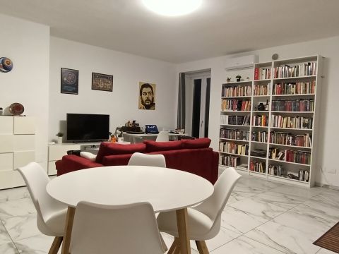 Via Milite Ignoto, 55 - Alessandria