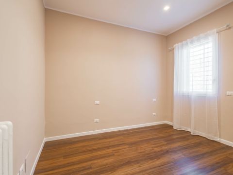 Strada Crocifisso, 6 - Bari