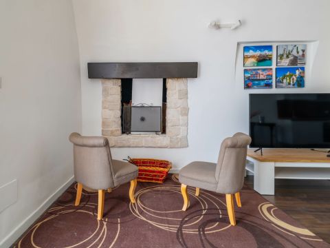 Strada Crocifisso, 6 - Bari