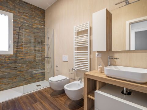 Strada Crocifisso, 6 - Bari